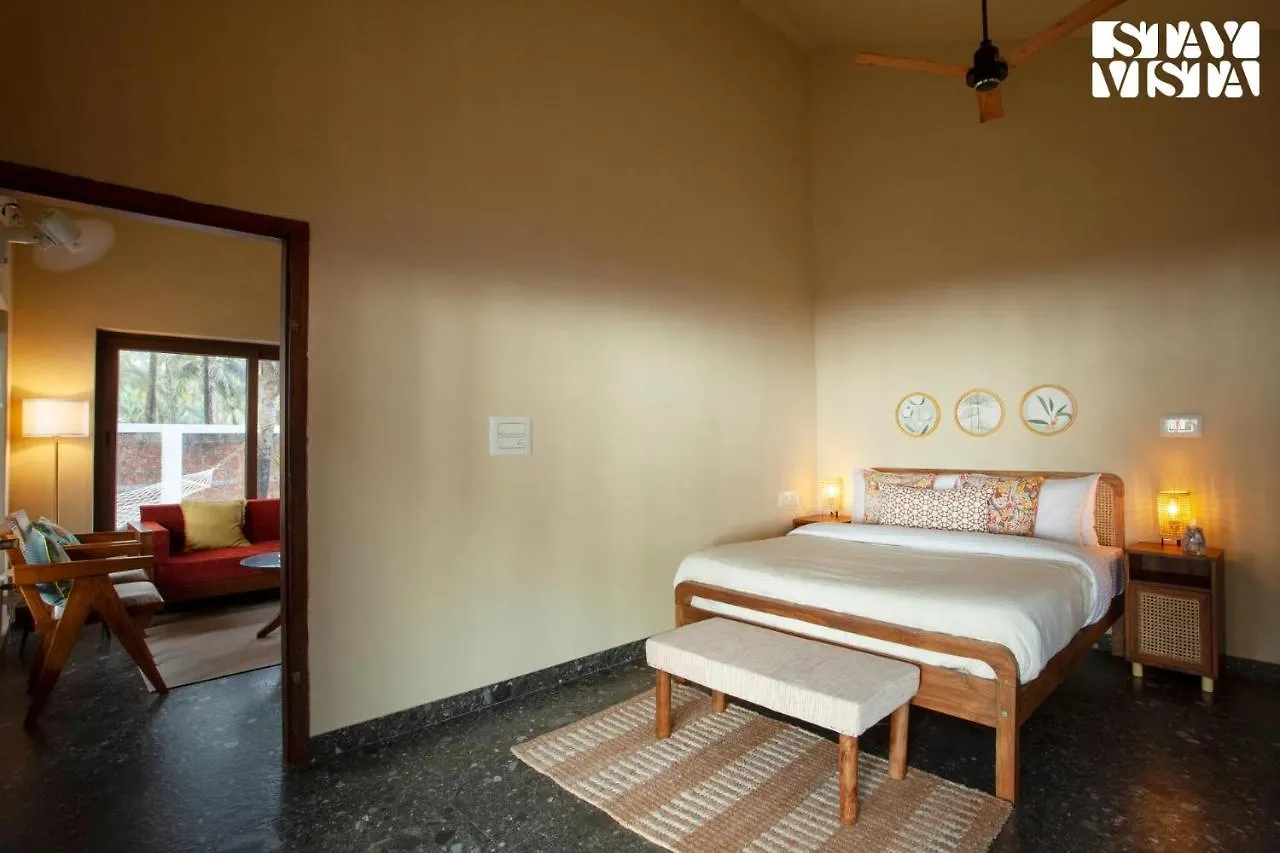 Stayvista At Villa Marina - By The Sea With Lawn Nīleshwar